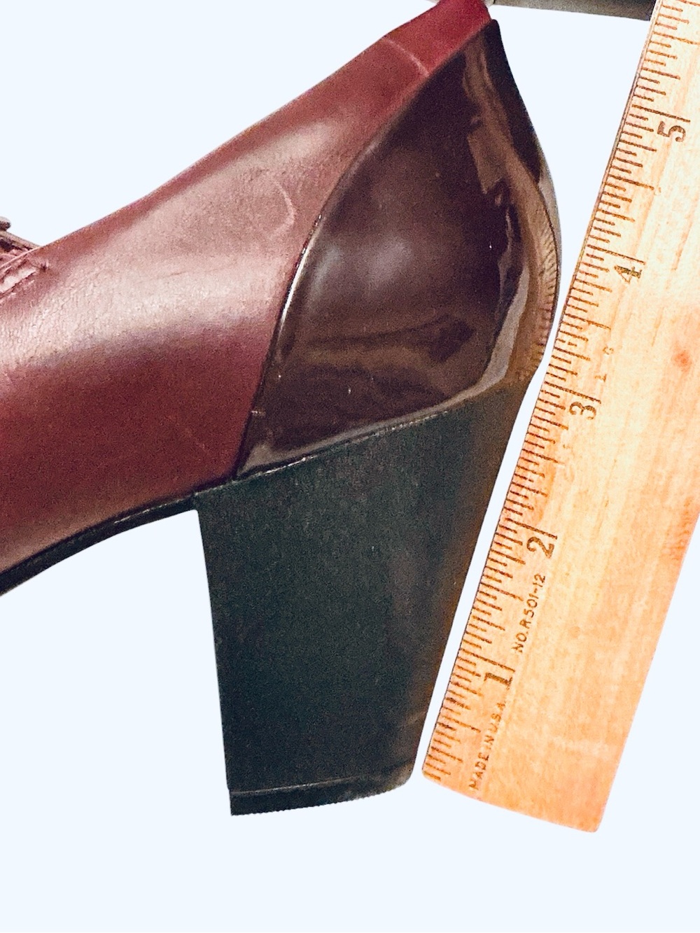 Clarks Burgundy Leather Mary Jane Pump Patent Accents Women’s Size 10 W - Picture 14 of 15